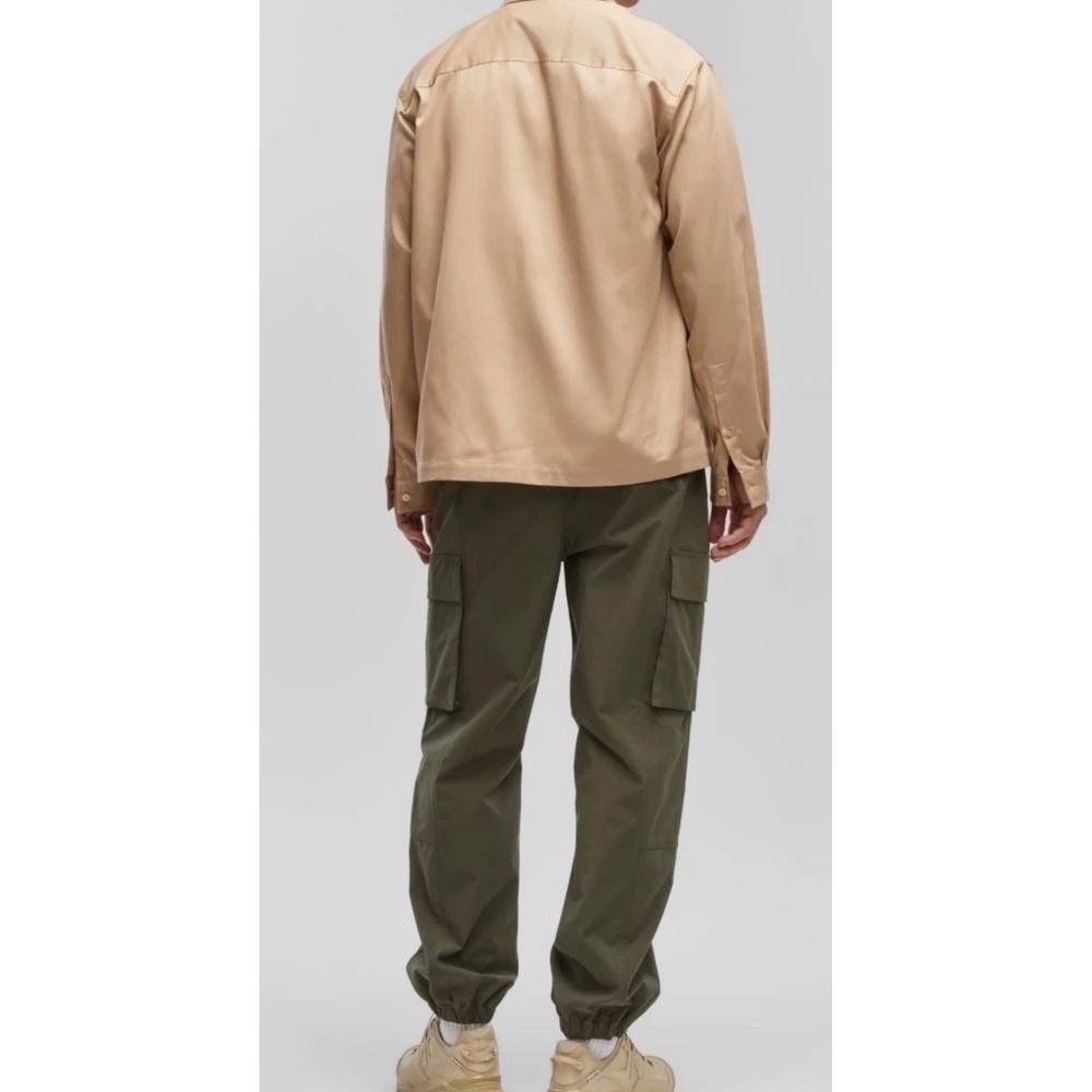 Mode of One E9801  Men's Relaxed-Fit Button-up Shirt Cinnamon Brûlée  Size S - Picture 2 of 4